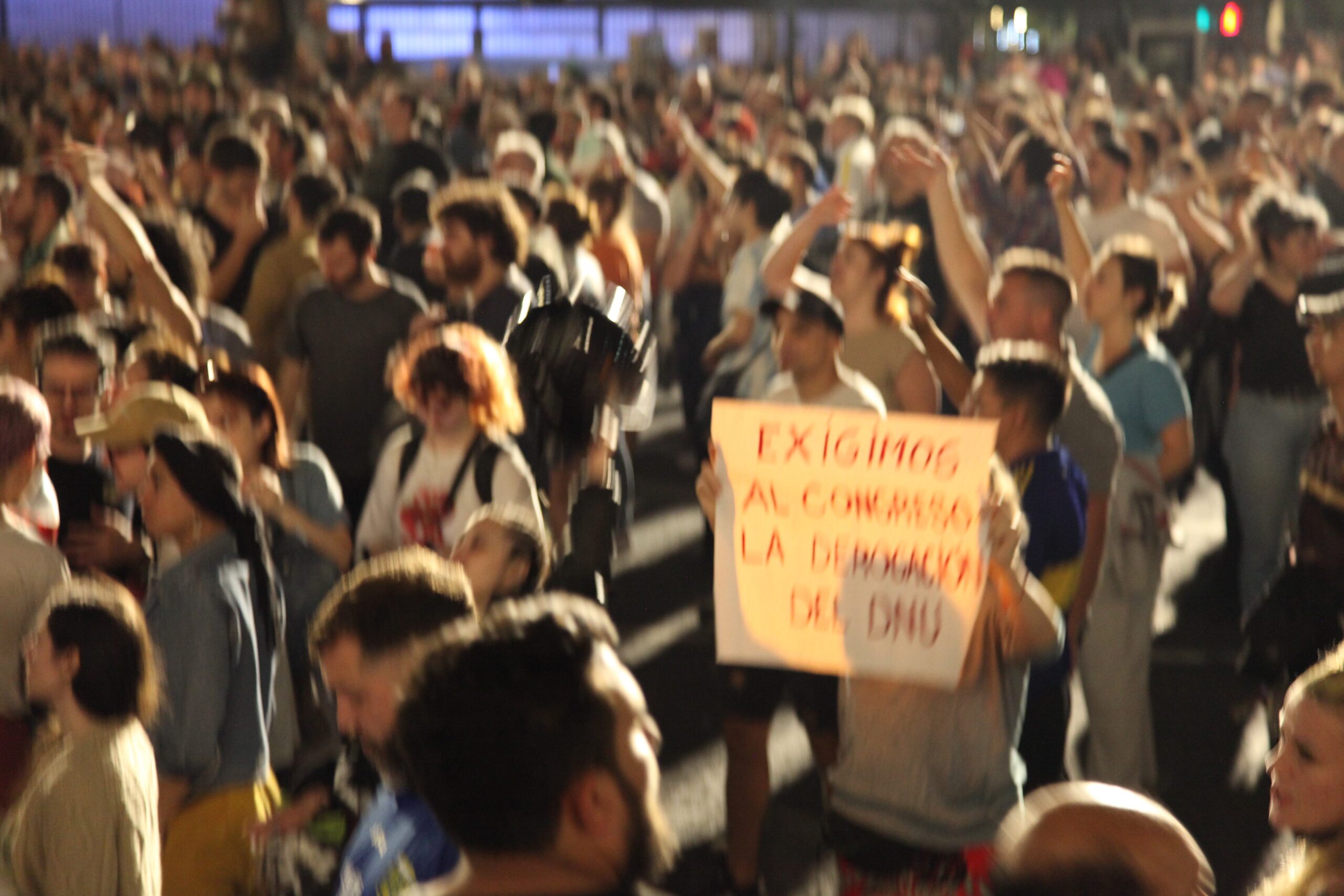 Exigimos al congreso la derogación del DNU